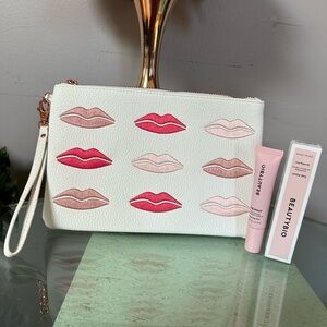 BeautyBio The Pout Volumizing Lip Serum with
Wristlet Pouch